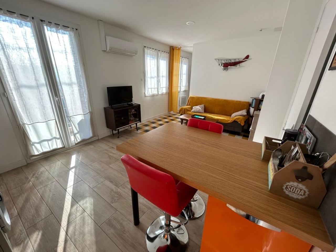 Appartement Les Voyages De Romane Narbonne Exterior photo